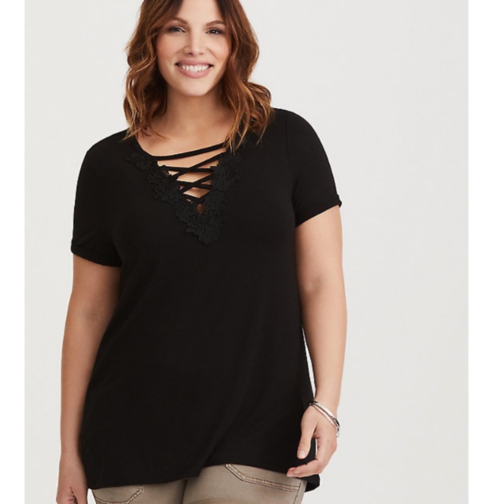 Torrid Short Sleeve Size 00